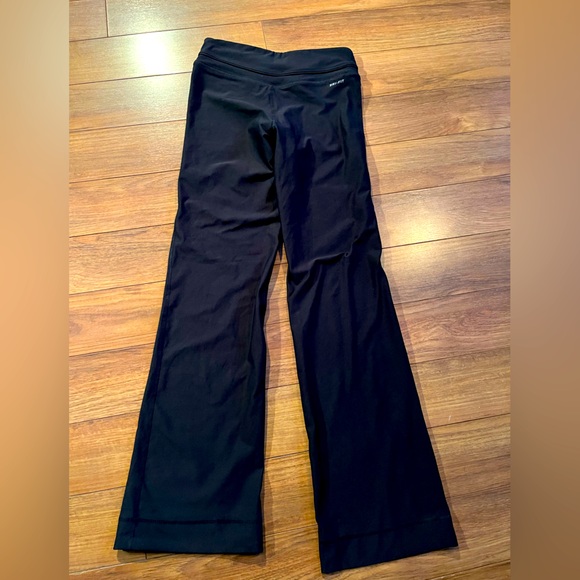 Nike Dri Fit athletic pants, straight leg Yoga Pants - Picture 5 of 5
